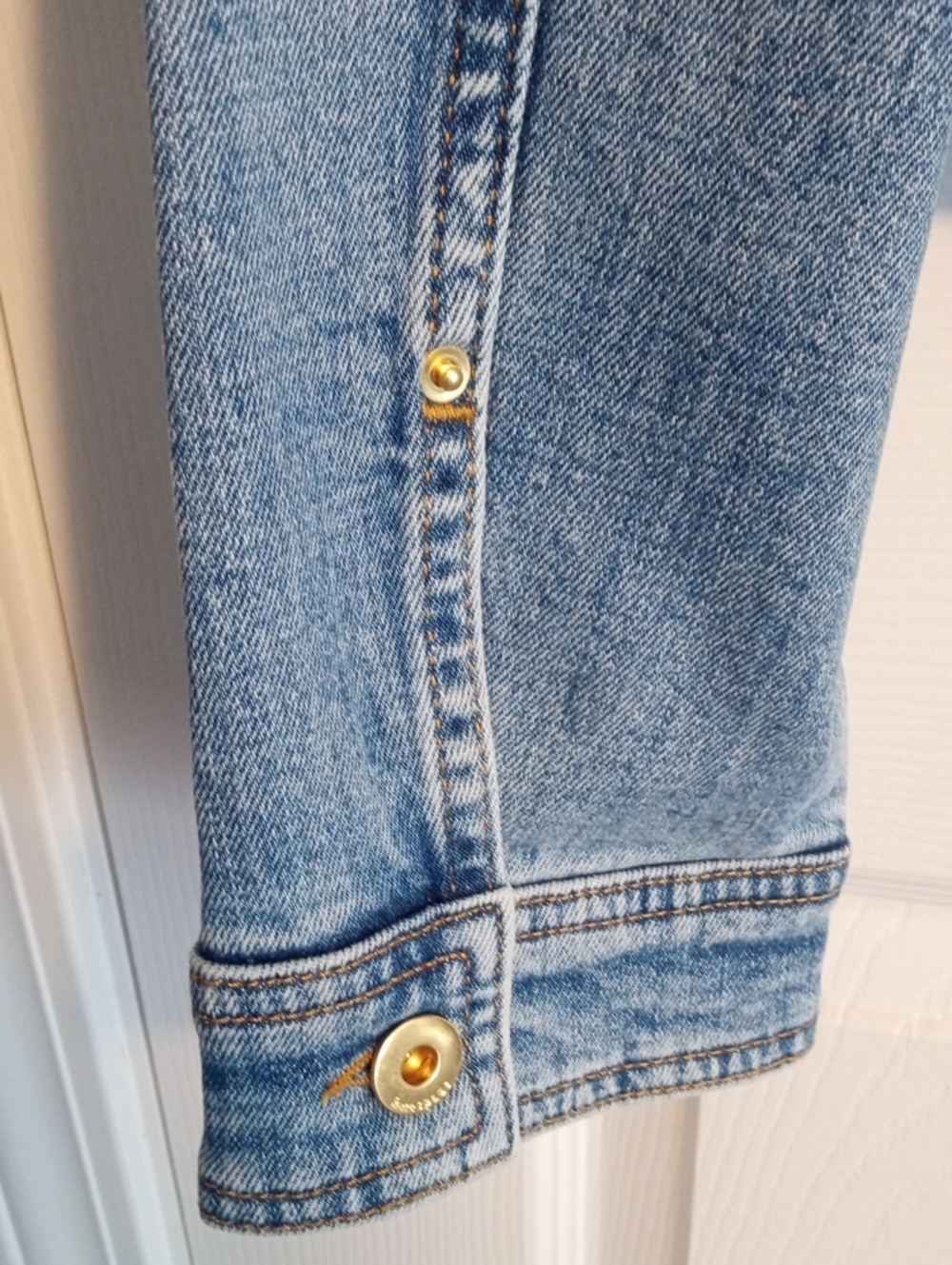 KATE SPADE DENIM JACKET - Picture 7 of 9